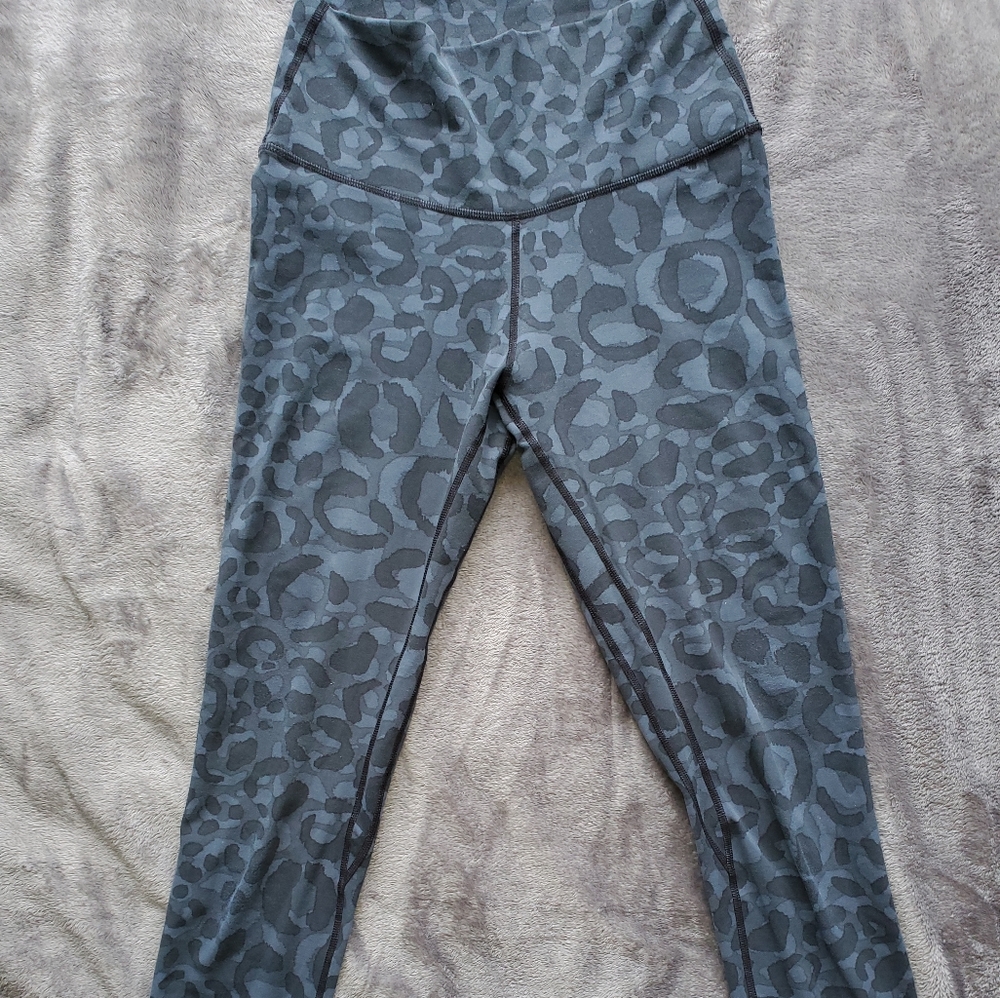 Animal printed leggings